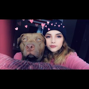 Meet your Posher, Daniela